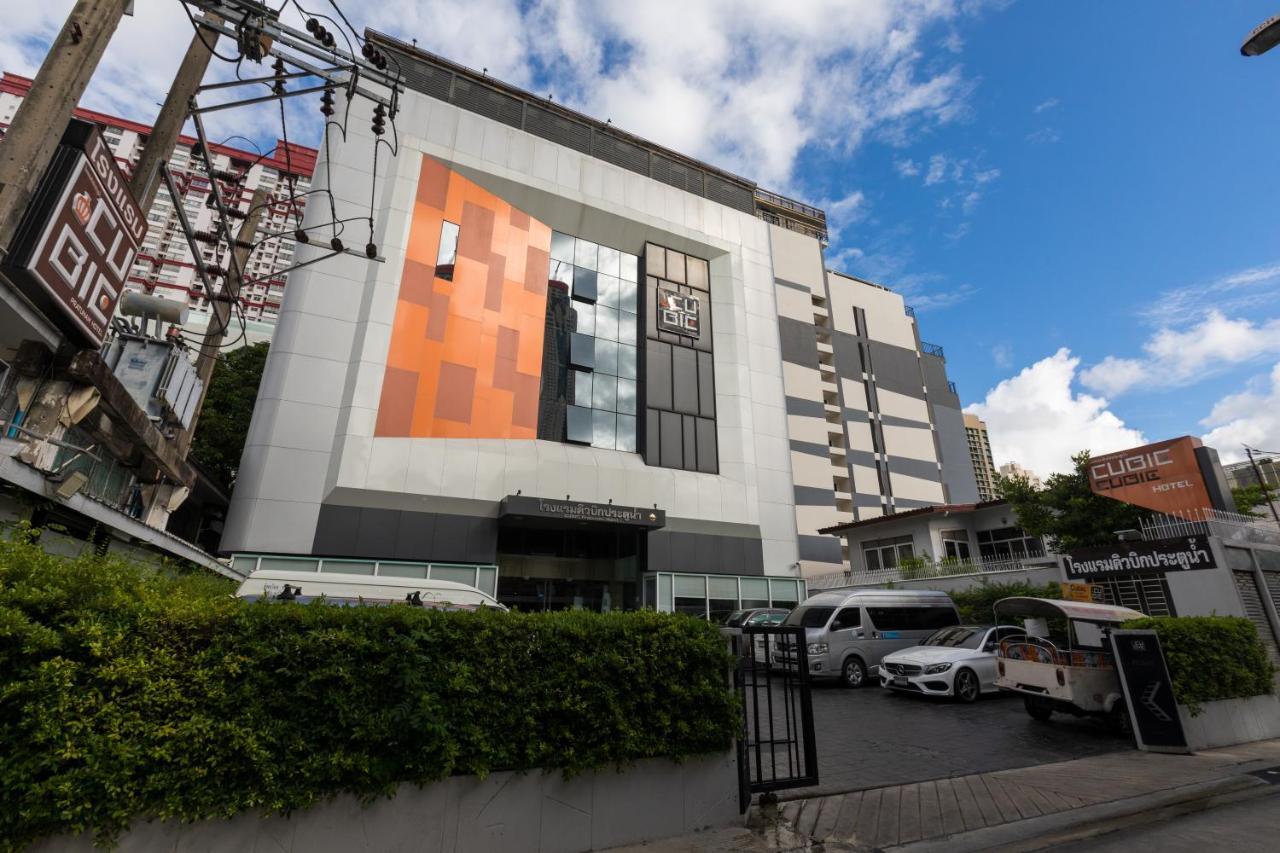 Cubic Pratunam Banguecoque Exterior foto